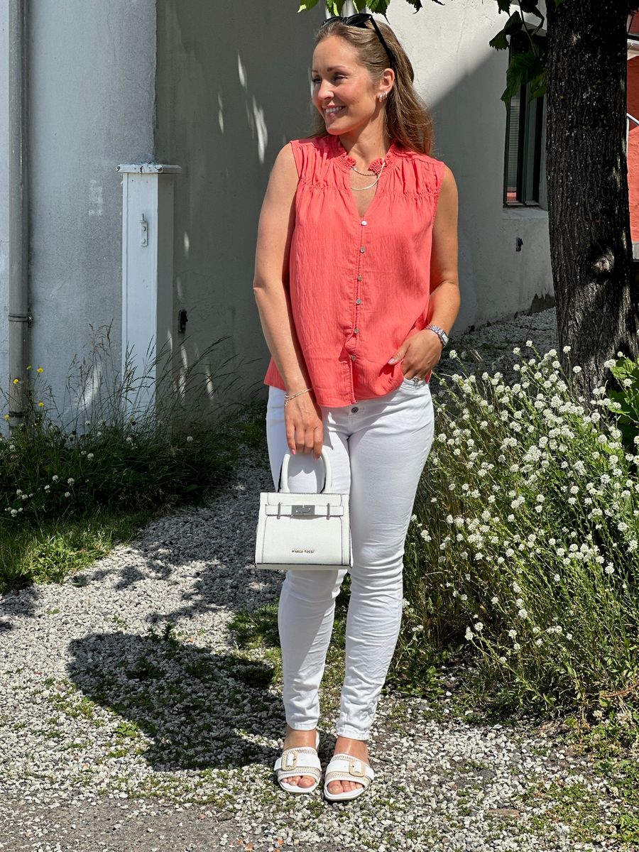 ALLY ERMLØS BLUSE - CORAL