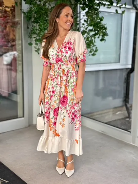 Hovedbilde BELLA MAXI DRESS - CREAM/PINK