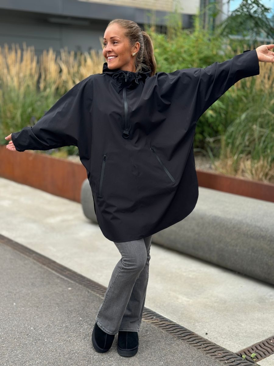 MOW OVERSIZE ANORAKK - SORT