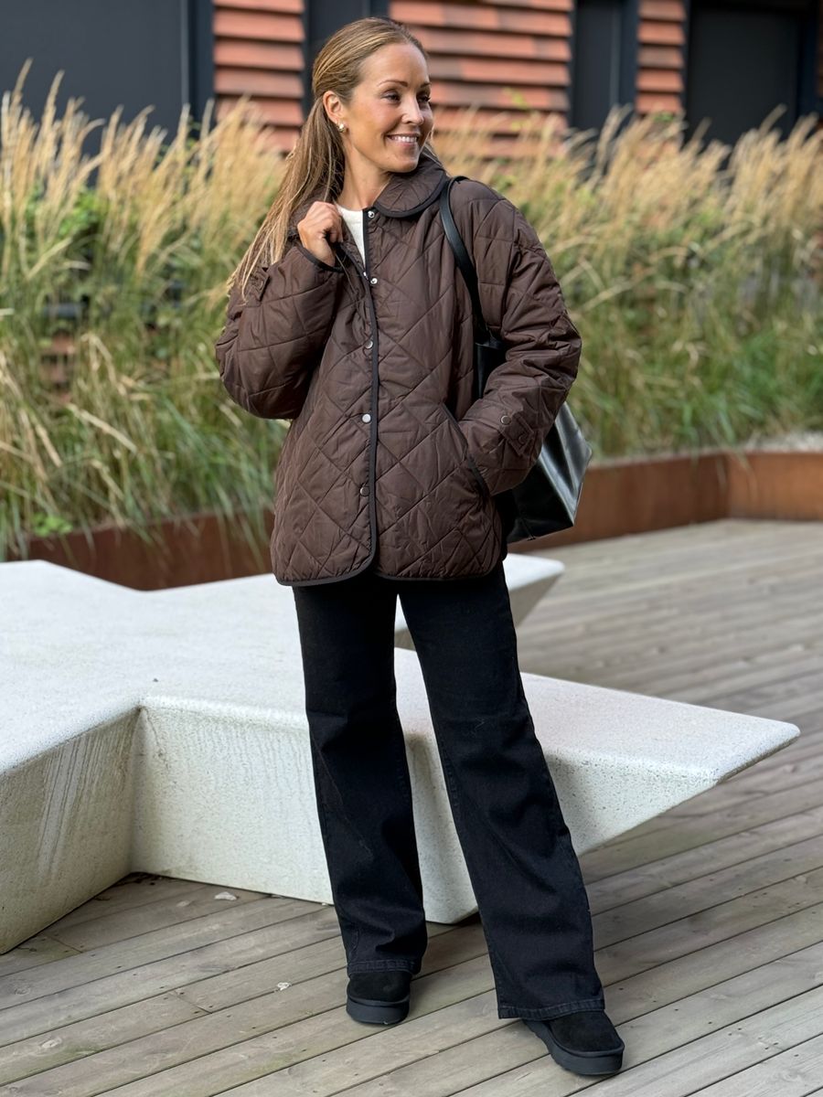 EMILY QUILTET JAKKE - BRUN