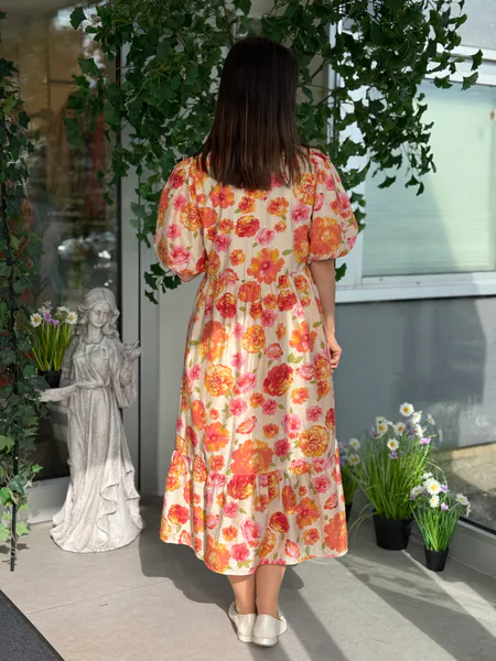 Hovedbilde ALINIA SOL KJOLE - ORANGE BLOMSTER