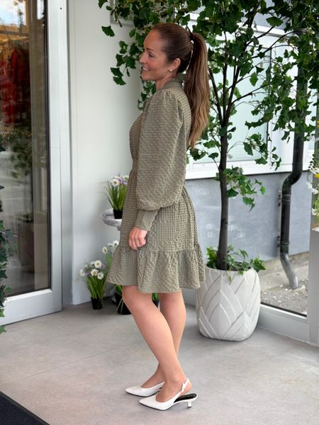 Hovedbilde NOELLE KJOLE  - OLIVEN