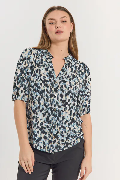 Hovedbilde ADNEY BLUSE M/KORT ERM - LYS BLÅ/OFFWHITE/SORT