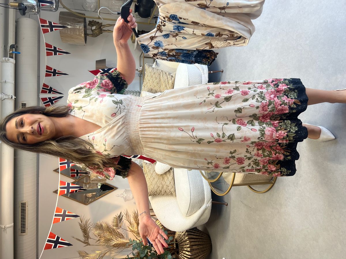 BELLA FLOWER DRESS - DUSTY ROSE 