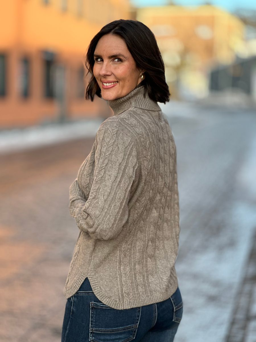 CLAURA GENSER M/KABESTRIKK - MULVARP MELERT