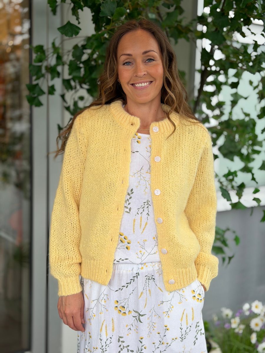 WILO STRIKKET CARDIGAN - GUL