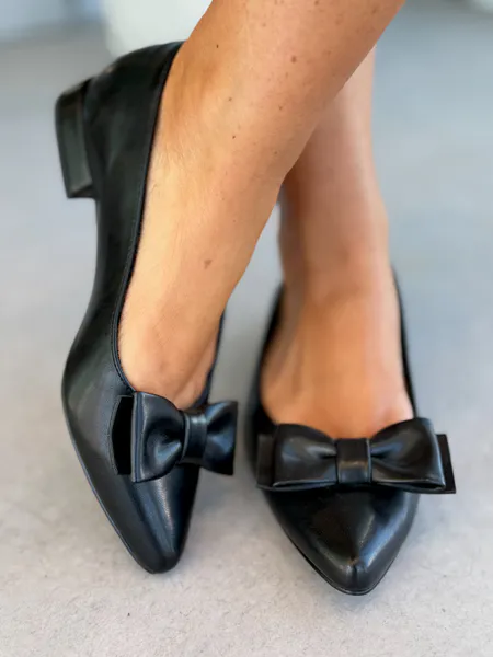 Hovedbilde PUMPS LAV HÆL M/BOW - SORT