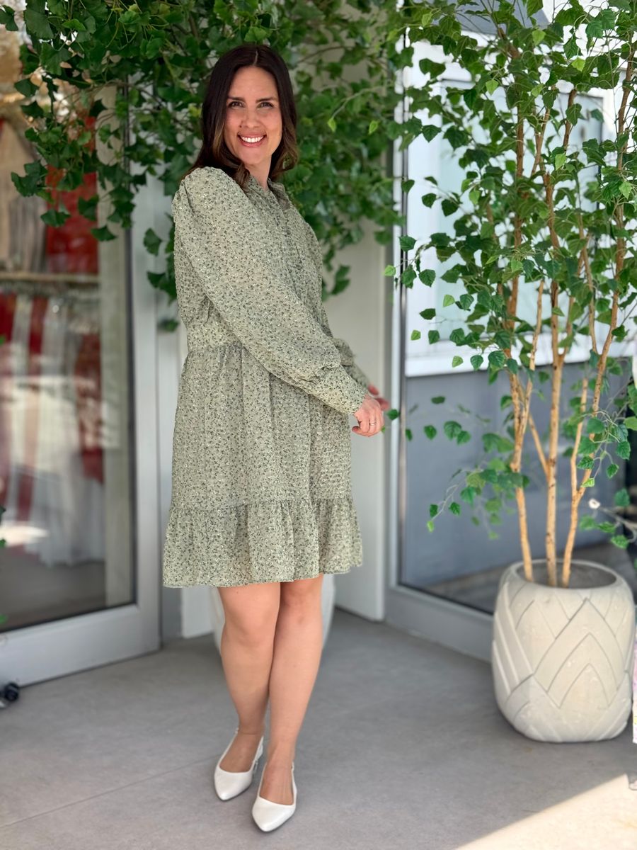 NOELLE KJOLE M/BLOMSTER - GRØNN