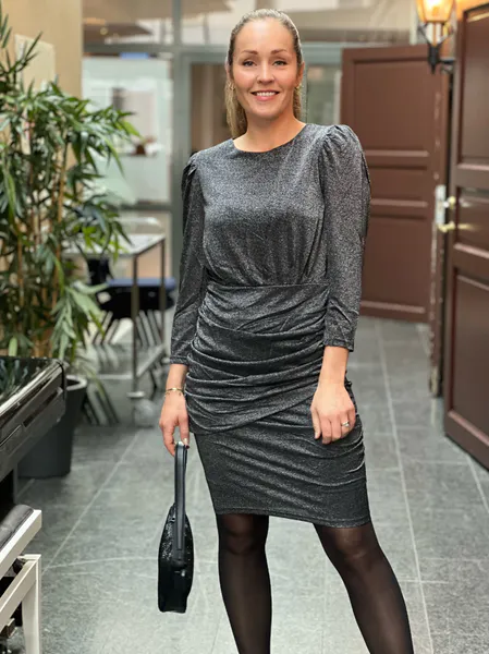 Hovedbilde NALUX LUREX KJOLE - SORT/SØLV