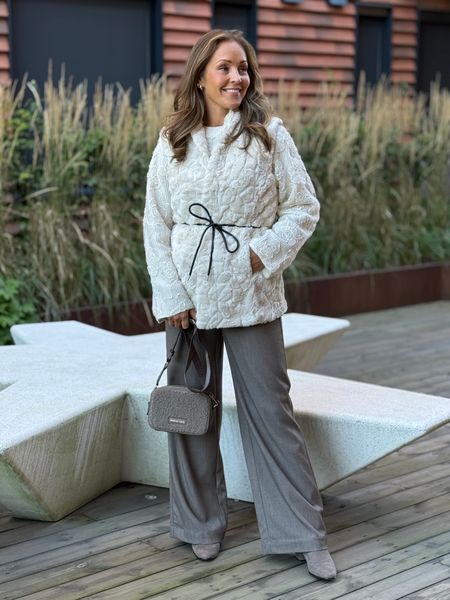 Hovedbilde VIANA RETT BUKSE - MULDVARP