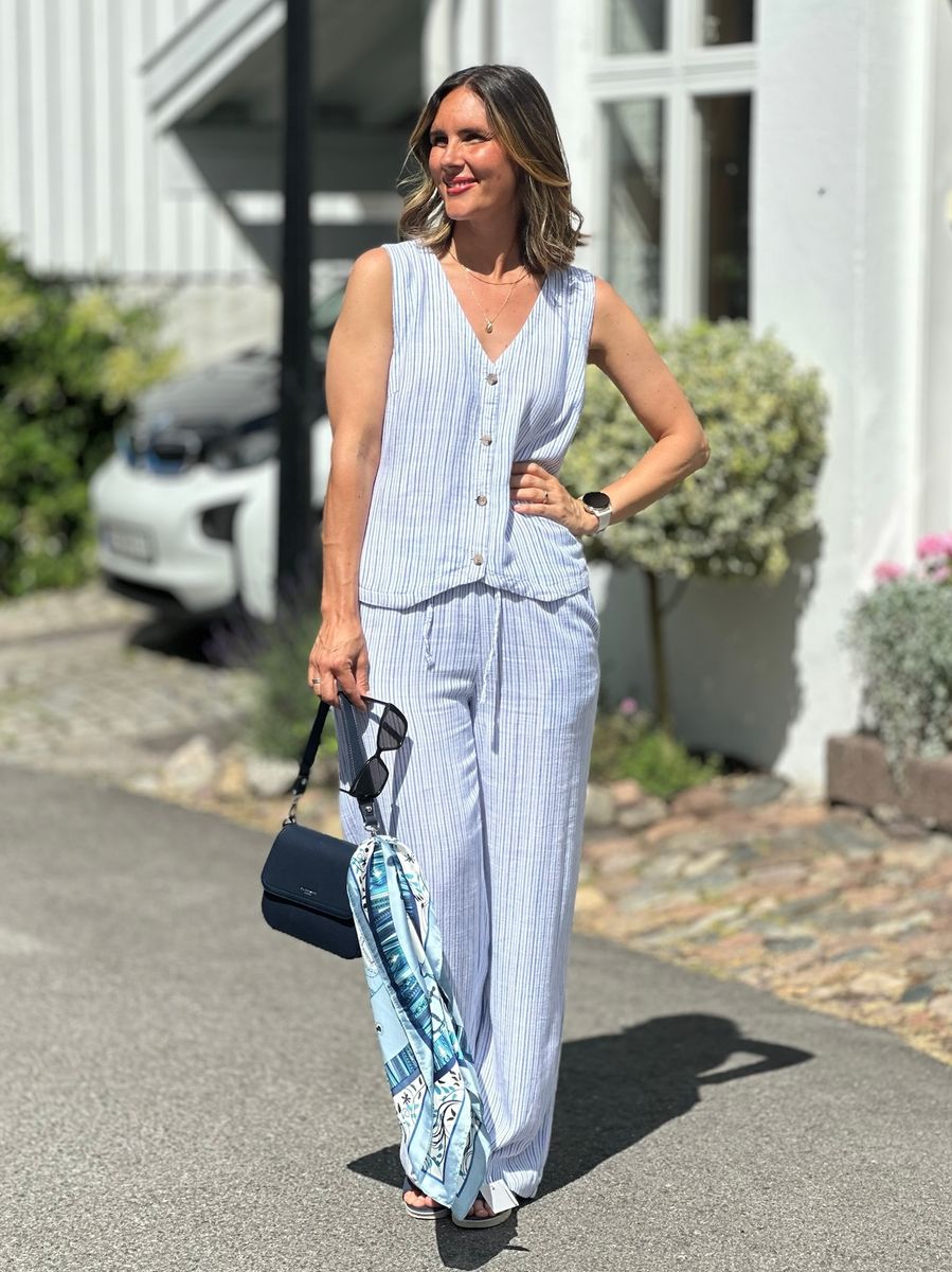 LAVARA BUKSE STRIPES - DENIMBLÅ/HVIT