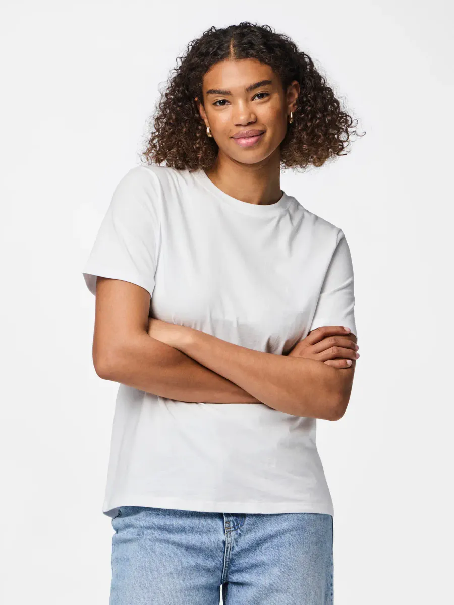 RIA T-SHIRT - HVIT