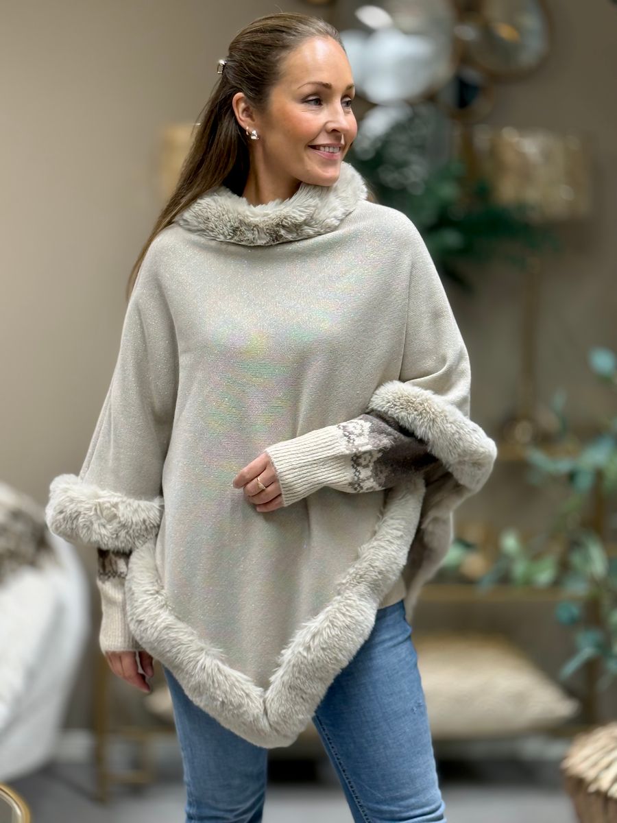 PONCHO M/LUREX & FAKE FUR - SAND