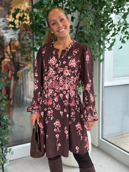 Hovedbilde ELMA KJOLE FLOWERS - BRUN