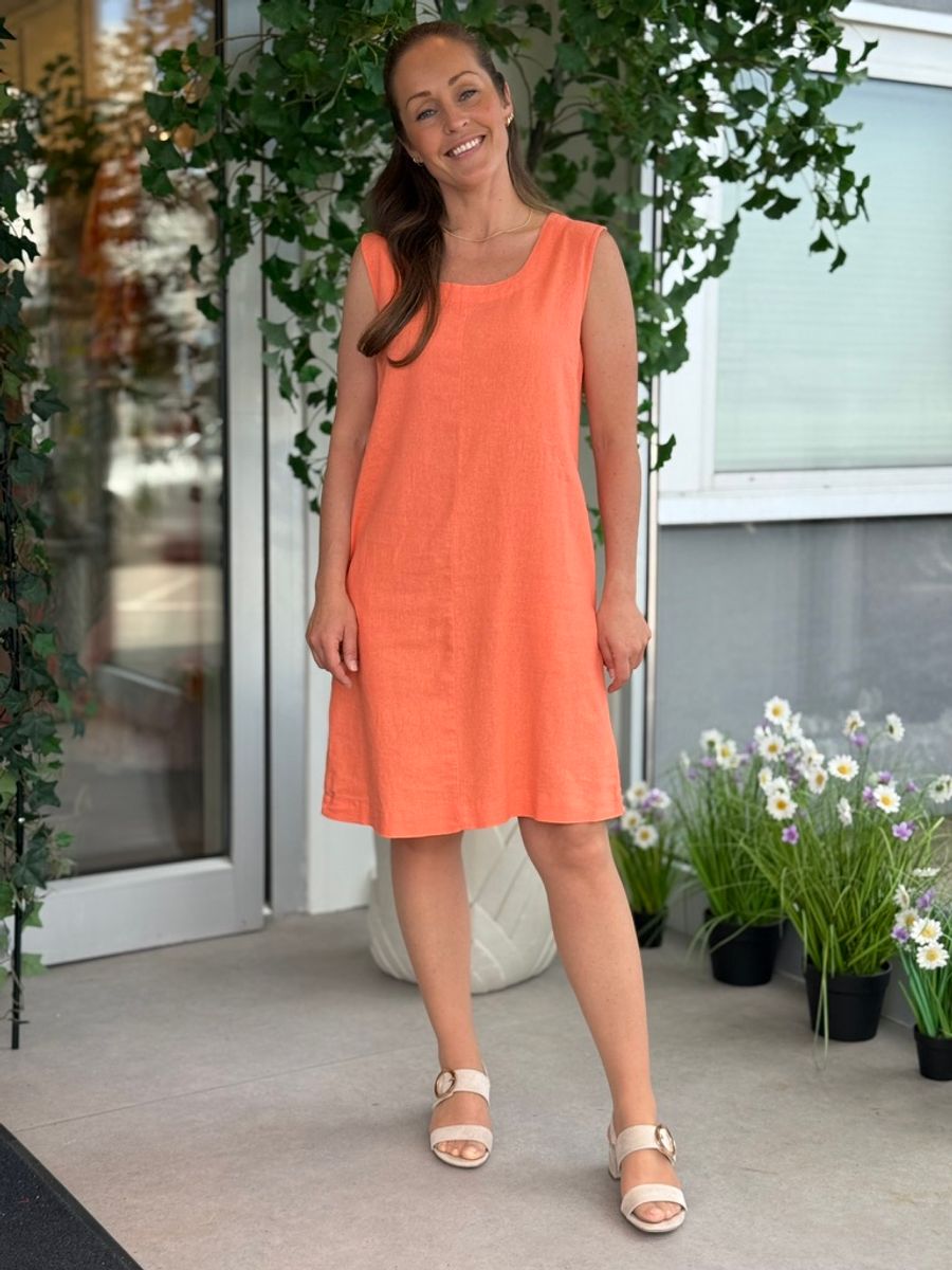 LAVA KJOLE U/ERM M/KNAPPER BAK - ORANGE 