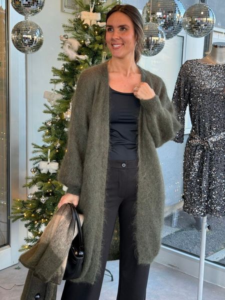 Hovedbilde MOHAIR LANG STRIKKEJAKKE - OLIVEN