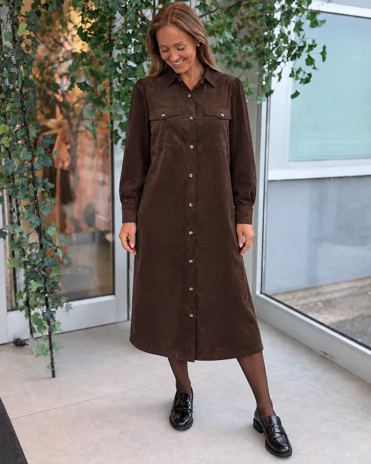Hovedbilde MIMI KJOLE SEMSKET LOOK - BRUN