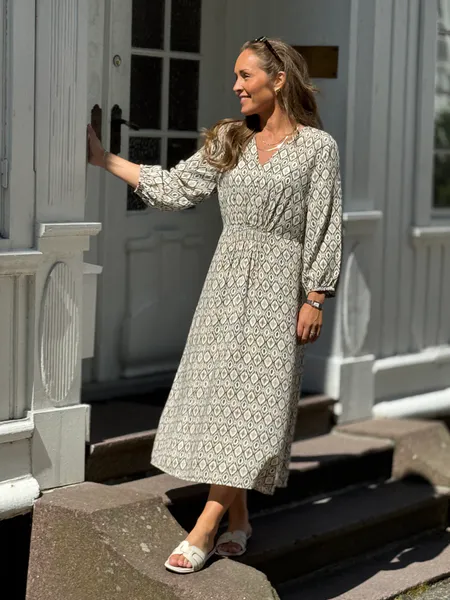 Hovedbilde ADNEY KJOLE CHECK - OFFWHITE/SORT