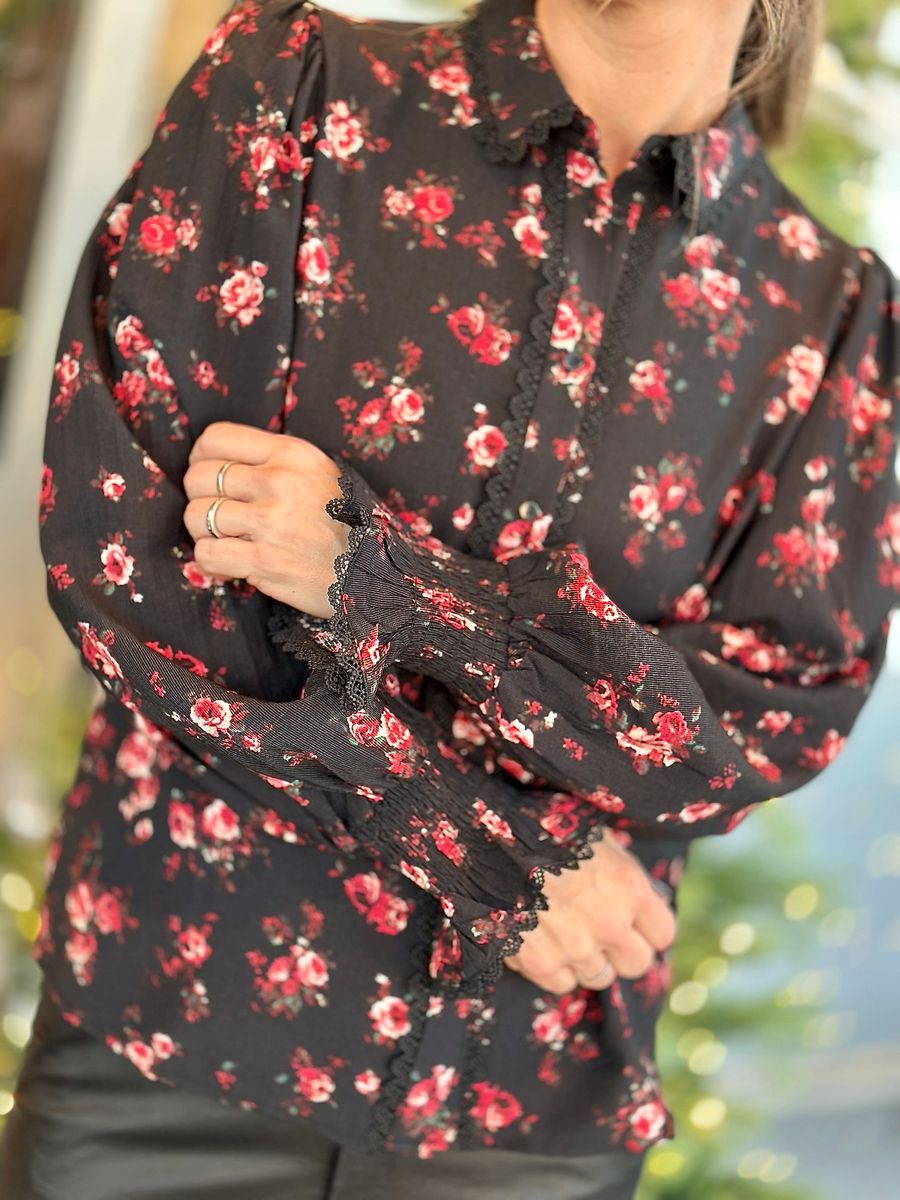 CLO FLOWER BLUSE - SORT