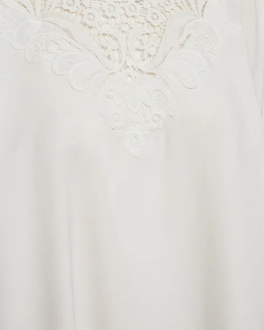Hovedbilde SAZY BLUSE M/EMBRO - OFFWHITE